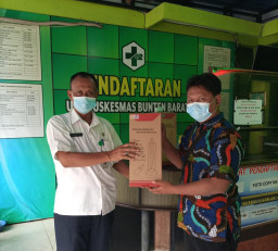 Lagi, PT Usn Beri Bantuan Alkes Kepada Puskesmas Bunten Barat Sampang