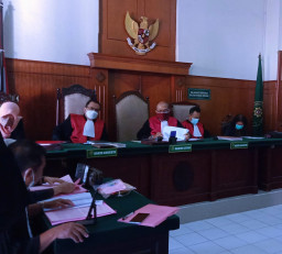 Setelah 1 Tahun Kabur dan Berpindah Pindah Tempat, Penjambret Ini Tertangkap dan Diadili