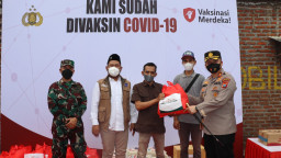 Kapolres Gresik Bersama Forkopimda, Tinjau Vaksinasi Ponpes dan Rumah Ibadah