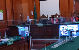 Bobol Rumah Bosnya, Embat Uang Rp 5 juta, 3 HP dan 1 Laptop, Sutisna Dituntut 15 Bulan Penjara