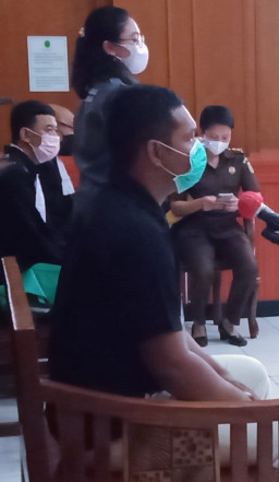 Pisah Ranjang Setahun, Minta Jatah Ditolak, Istri Dianiaya