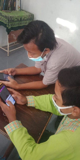 SMP Muhammadiyah 3, Selenggarakan Kelas Desain Grafis
