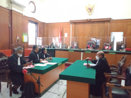 Delapan Kali Kirim Sabu Dengan Upah Rp 20.000 Pergram, Herry Divonis 5 Tahun Penjara.
