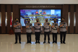 Kapolres Gresik, Pimpin Sertijab Kabagren dan Kapolsek