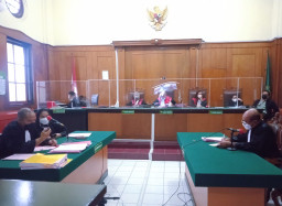 BELI SABU 2,41 GRAM SEHARGA Rp. 2 JUTA, ERWIN SALAM DIBUI 4 TAHUN