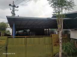 Di Duga Bodong, Pemilik Gudang Di Wilayah Driyorejo Nekat Beroperasi