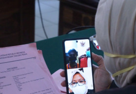 Curi 4 Batang Emas Milik Tetangga, Fahmi Kristiadi Diadili