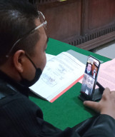 Palsukan Tanda Tangan Saat Jual Rumah, Yap. Yosep di Meja HijauKan Istrinya 