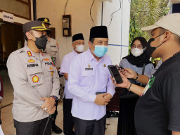 Ratusan Anak, Datangi Gerai Vaksin di Gedung Pesangrahan Ketapang Sampang