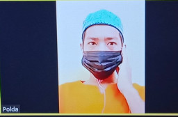 AMBIL RANJAU 49 PIL EKSTACY, MUJAYYIN KURIR NARKOBA WONOREJO, DIADILI