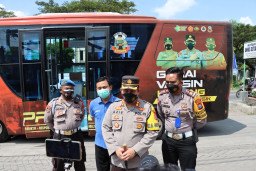 Tim Supervisi SBB Polda Jatim, Tinjau Pos Yan Polres Gresik Bertema Masjid 