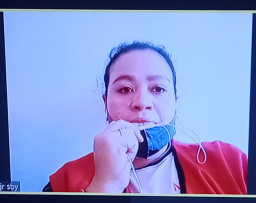 "NGINAP DIRUMAH TEMAN, NYOLONG HP, DITANGKAP SAAT OPEN BO DI HOTEL" ANI WIDYAWATI DIHUKUM 7 BULAN BUI
