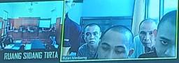 KEROYOK DI TEMPAT PIJAT DARMO PARK, KORBAN PATAH TULANG HIDUNG HINGGA KOMA, PARA TUKANG KEROYOK DIADILI