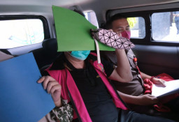 KEJARI TANJUNG PERAK TAHAN DUA TERSANGKA KASUS KORUPSI PROYEK SENILAI Rp.60 MILIAR, YANG LIBATKAN BANK JATIM