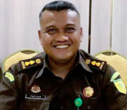 SPDP KASUS PROSTITUSI PANTI PIJAT " SYMPHONY " DITERIMA KEJATI JATIM