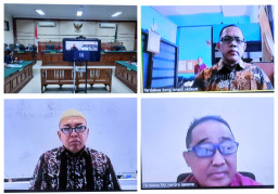 SIDANG PERDANA KASUS KORUPSI GRATIFIKASI SUAP HAKIM PN.SURABAYA, HAKIM ITONG, PANITERA PENGGANTI HAMDAN DAN PENGACARA HENDRO SEBAGAI TERDAKWA