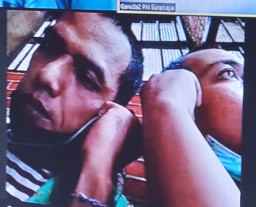 NYABU DI DALAM PONTEN UMUM, BUDAK SABU PRIADI DAN SUKRON DITUNTUT 6 BULAN DAN REHABILITASI MEDIS SELAMA 3 BULAN, RS. JIWA MENUR