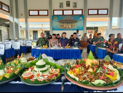 KADES WOTAN GELAR ACARA SEDEKAH BUMI DAN SYUKURAN