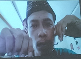BELI SOLAR MELEBIHI KUOTA SURAT REKOMENDASI HINGGA 5 TON, SUWARI DIADILI, JAKSA HADIRKAN KEPALA UPT.PELABUHAN PERIKANAN SUMENEP