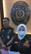KEJATI JATIM TAHAN TERSANGKA KRIDIT MACET PT.ADHITAMA GLOBAL MANDIRI. KERUGIAN NEGARA SEBESAR Rp. 5,4 MILIAR