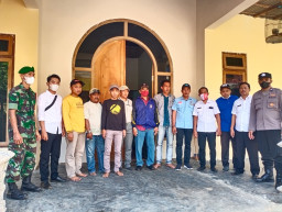 DINSOS Sampang, Sambangi Penderita Penyakit Langka di Banyuates