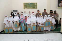 Kapolres Gresik Santuni Anak Yatim, Saat Peringati Tahun Baru Islam