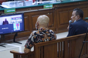 PANITERA HAMDAN MINTA KE MBR Rp.50 JUTA, AGAR PERKARANYA DIMENANGKAN