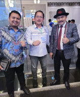 Oknum Aparat Diperalat Oleh Istri Konglomerat Melawan Rakyat Melarat