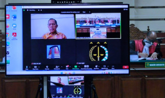 Terbukti Bersalah Terima Suap, Hakim Itong Dituntut 7 Tahun Penjara 