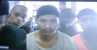 BANDAR SABU ANTAR PULAU, MILIKI TUJUH KTP PALSU, KIRIM 33 KILOGRAM KE BANJARMASIN, ANAN, GALANG, SANDI, DAN DWI WAHYU, DITUNTUT PENJARA SEUMUR HIDUP
