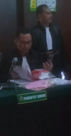 Gelapkan dan Jual 47 Kontainer Seharga Rp. 1,5 Miliar Milik Perusahaan, Wafiqur, Asmunir, Suhartono, Munaji 