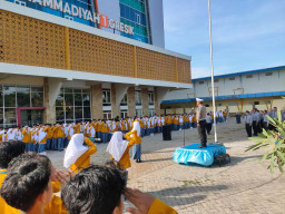 Polres Gresik Tanamkan Etika Berlalulintas Sejak Dini di Sekolah