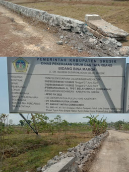 Lemah nya Pengawasan, Proyek Jalan TPST Belahanrejo Diduga Dikerjakan Asal-asalan, PPK Bidang BM Harus Bertanggung Jawab