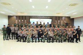 Kapolres Gresik Gelar Tasyakuran HUT Brimob ke-77 Tahun, Bersama Eks Brimob