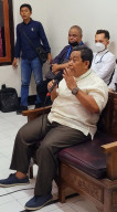 Kirim Tiang Pancang Tujuan Mandalika - Lombok, Hanya Abal - Abal, Gasak Uang Pemodal Rp.1,3 Miliar, Terdakwa Buchari Mengetahui Hanya Proyek Fiktif, Tawarkan Pe
