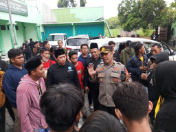 Polres Gresik Bantu Pengamanan Pembaiatan Santri Baru, Pencak Silat Nahdlatul Ulama Pagar Nusa
