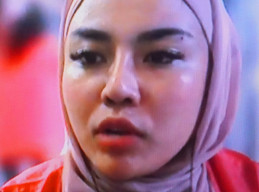 JUAL TAS MERK "HERMES" PALSU, SEMBILAN TAS SEHARGA Rp. 1,2 MILIAR, UANG TIDAK KEMBALI, MEDINA ZEIN BABLAS BUI