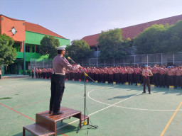 Polres Gresik, Terus Bina Pelajar di Sekolah Cegah Pengaruh Gangster