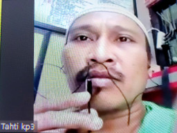 BELI SABU 3 GRAM HARGA Rp.3 JUTA, HOIRUL IMAM DICIDUK DENGAN BB. SISA 7 POKET, DIADILI