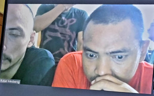 AMBIL RANJAUAN SABU SEBANYAK 10 GRAM, SIAPKAN TIMBANGAN UNTUK BERDAGANG SABU, FADHIL AMZAH DAN ATIM RIYONO SEBAGAI PENGEDAR DIADILI