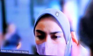 JUAL 9 TAS MERK "HERMES" PALSU, SEHARGA Rp. 1,2 MILIAR, MEDINA ZEIN TIDAK KEMBALIKAN UANG, SAKSI IQBAL PENGANTAR TAS, TIDAK TAHU TAS ITU MAHAL APA MUR