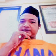 SENGAJA MEMBELI 22 EKOR BURUNG SATWA DILINDUNGI LEWAT ONLINE, DIJUAL BEBAS DI JALAN RUNGKUT, SETHA DANU DITUNTUT 8 BULAN BUI, DENDA Rp. 2 JUTA