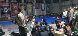 Malam Minggu, Polres Gresik Terus Gelar Patroli Skala Besar Cegah Kamtibmas