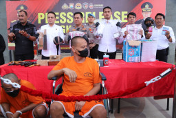 Polres Gresik, Tangkap Dukun Pengganda Uang yang Resahkan Masyarakat