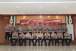 Kapolres Gresik Pimpin Sertijab Wakapolres Gresik