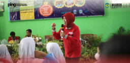 DKP Jatim Berharap Semua Pelajar Gemar Konsumsi Ikan, Farida, Sp.d, M.M : Biar Siswa-Siswi Menjadi Sehat, Kuat dan Cerdas
