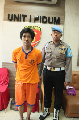 Kurang dari 24 jam, Polres Gresik Gerak Cepat Tangkap Pria Pembunuh Anak Kandung