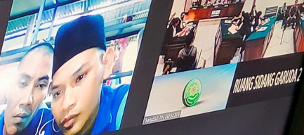 Ambil Sabu Ranjauan 1055 Gram Di Ngantru Tulungagung, Suruhan Bandar Aman DPO,</em>&amp;nbsp<em>Hendra Dan Agung Dituntut 17 Tahun 8 Bulan Bui, Dend