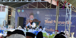 IKSABA Dikukuhkan Bersamaan dengan Haul Masyayikh Pondok Pesantren Al Baidhowiyah Bira Timur Sampang