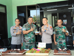 Wujud Sinergitas, Kapolres Gresik Kunjungi Makodim 0817/Gresik